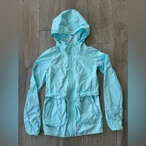 Lululemon IVIVVA kids wind & rain
Resistant Zip-Up Hooded Aqua Jacket Size 6